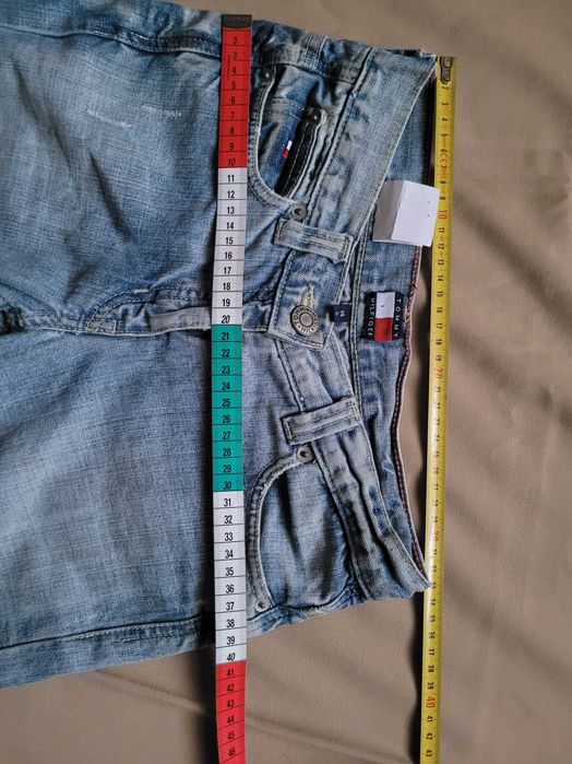 Jeansy damskie, Hilfiger, wycierane, rozmiar 34