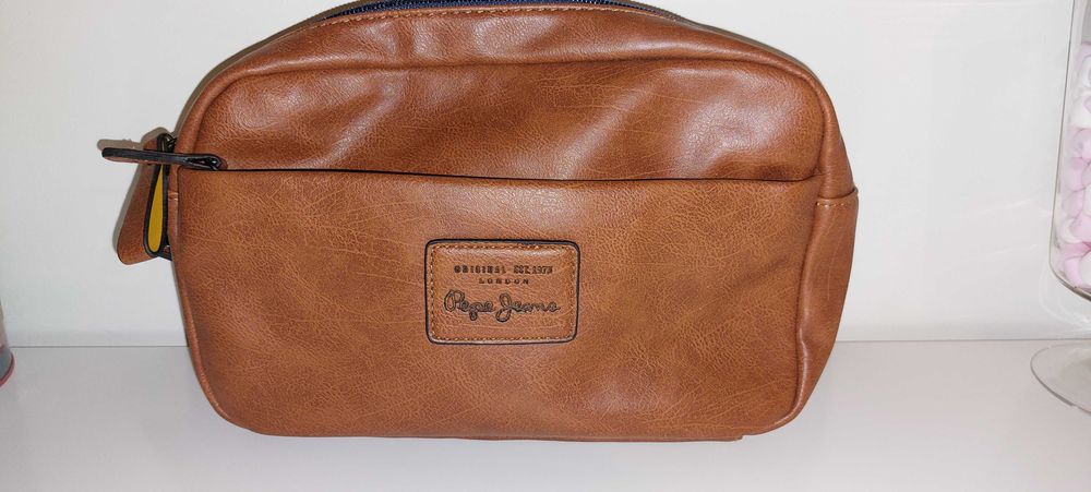 Kosmetyczka torebka saszetka brązowa z rączką Pepe Jeans