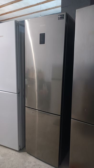 Холодильник  Samsung no frost 2m.