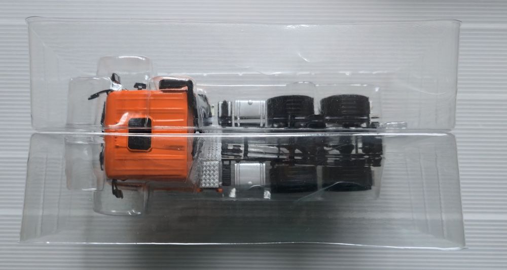 Kultowe Ciezarowki PRL 1:43 KAMAZ 65206