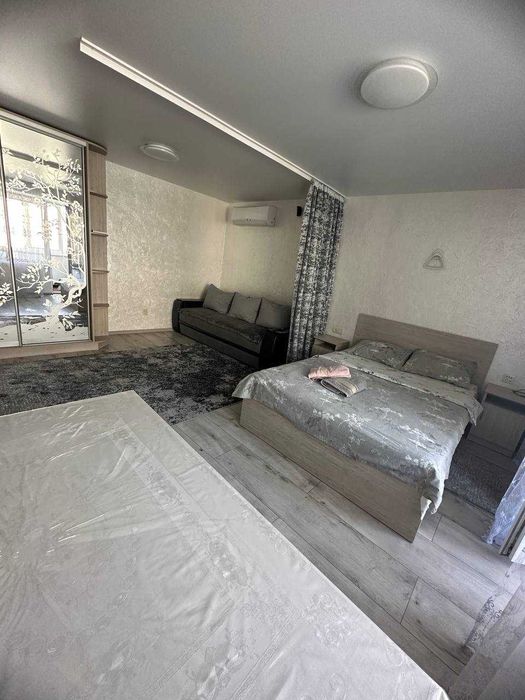 Подобова оренда 1 кім. кв. з автоном. опаленням. SMART TV. Паркомісце.