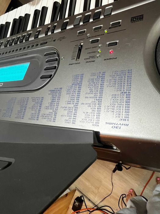Piano Casio usado em bom estado