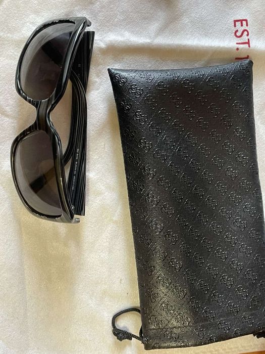 Фирменые солнцезащитные очки