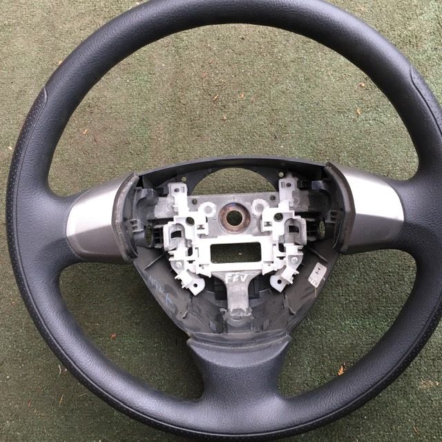 Honda FRV / FR-V 2005- Kierownica