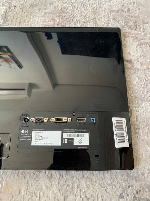 Монітор 22MP58VQ-P з ips матрицею