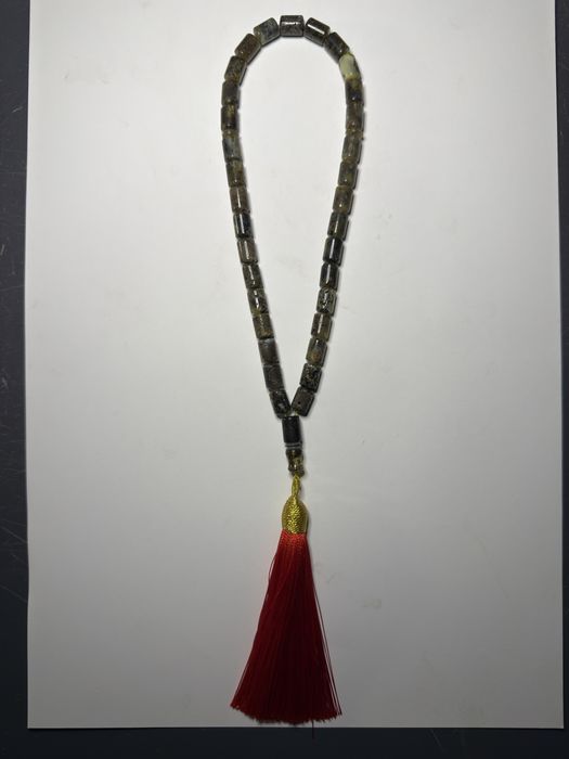 Чотки з натурального цільного бурштина