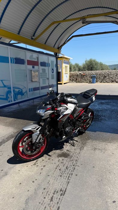 Vendo Kawasaki Z900 2023