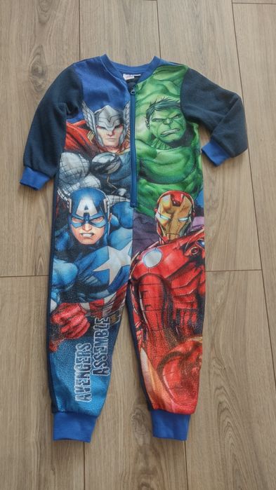 Pizamki dla chłopca jednoczęściowe roz 98-104