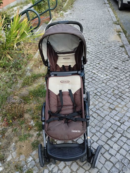 Selling a stroller for two children487501293326837762