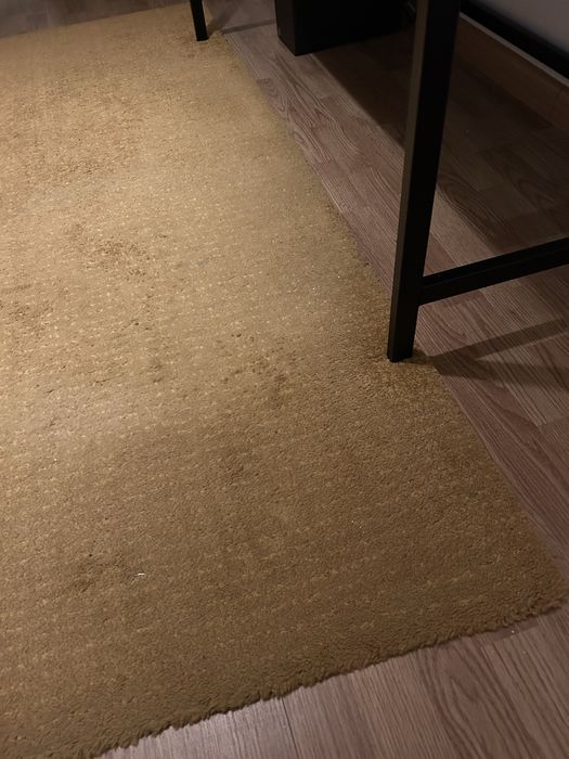 Secretaria Preta + Carpete Ikea