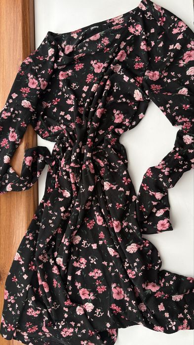 Сукня в ідеальному стані. Заміри за потреби. Розмір Л