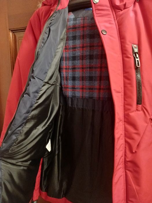 Зимова куртка, плащ для хлопця 152р