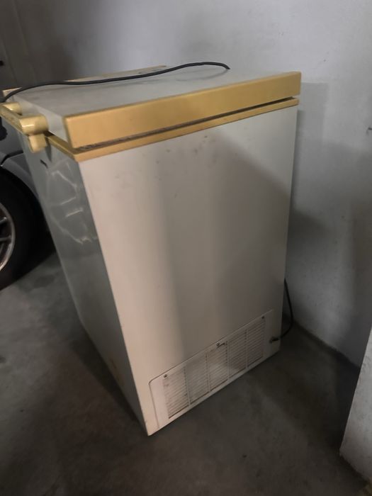 Congelador smeg trabalhando bem