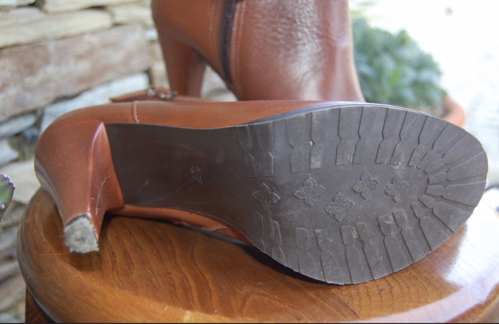 Botins castanhos Eureka