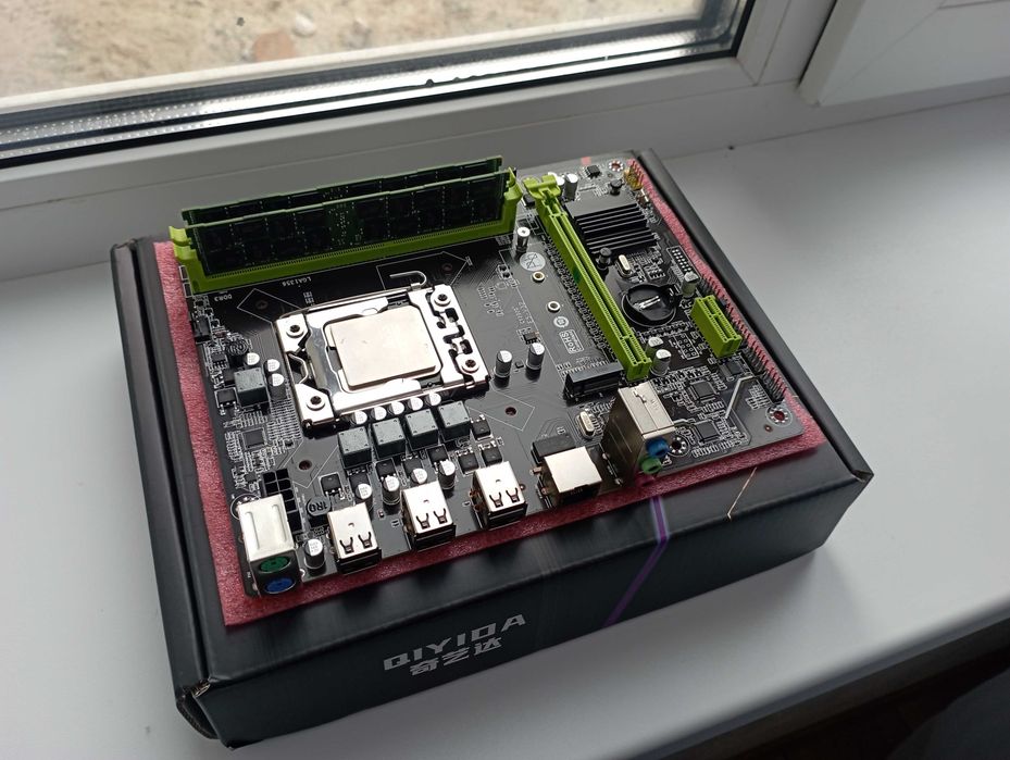 Потужний ігровий комплект Qiyida X79 + Xeon 2430v2 + ram 8Gb