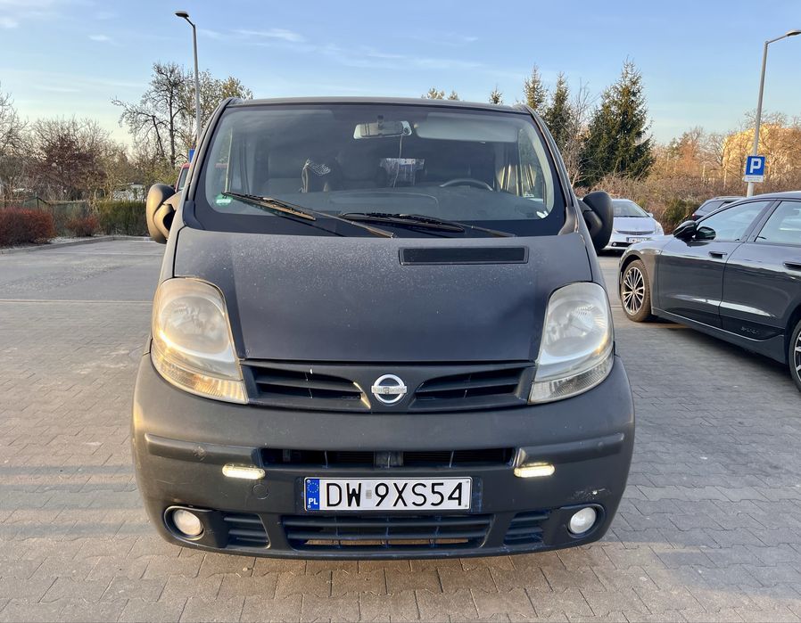 Nissan Primastar/Vivaro/Trafic 9 osobowy, nawiewy na tył