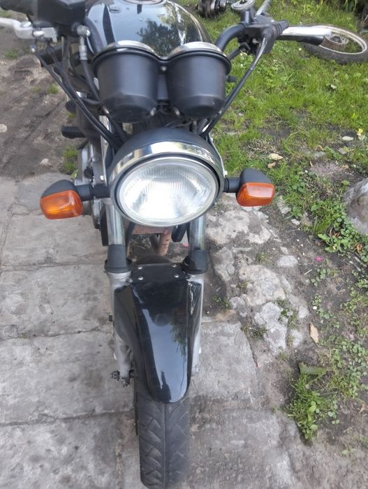 Suzuki GS 500 silnik
