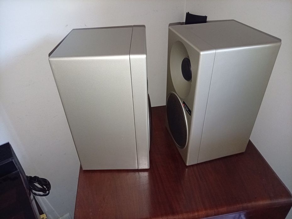 Colunas Technics SB-F3