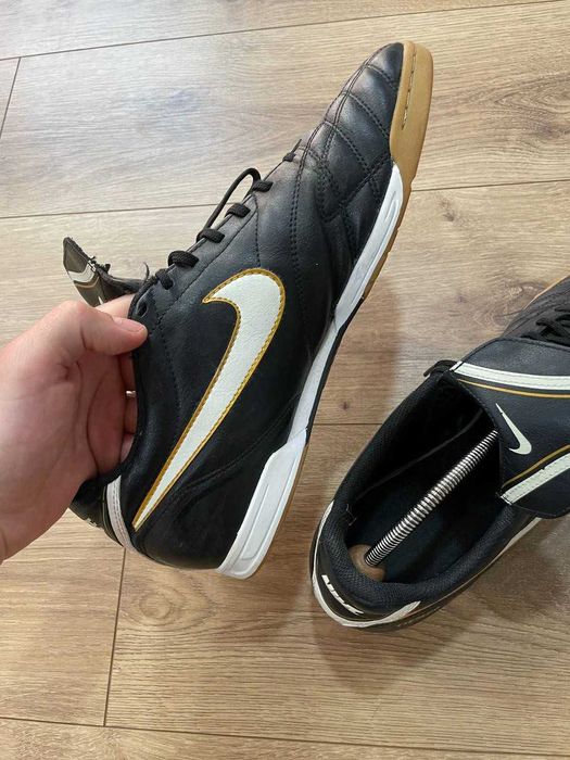Футзалки,залки професійні чоловічі фірми Nike Tiempo Leather