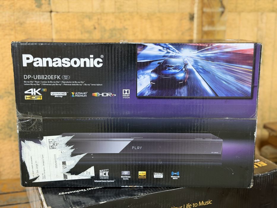 Новый 4K Ultra HD Blu-ray плеер Panasonic DP-UB820EFK