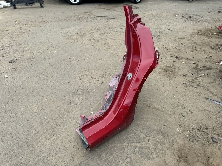 Trsla Model Y задний левый сапожок порог оригинал разборка