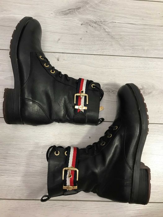 Piękne skórzane botki Tommy Hilfiger Corporate Belt Biker rozm. 40
