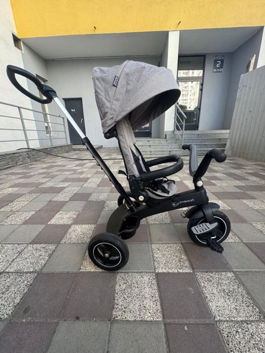 Дитячий велосипед з батьківською ручкою kinderkraft easy twist