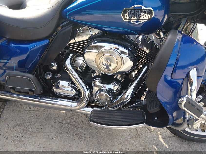 2010 Harley-Davidson FLHTCU