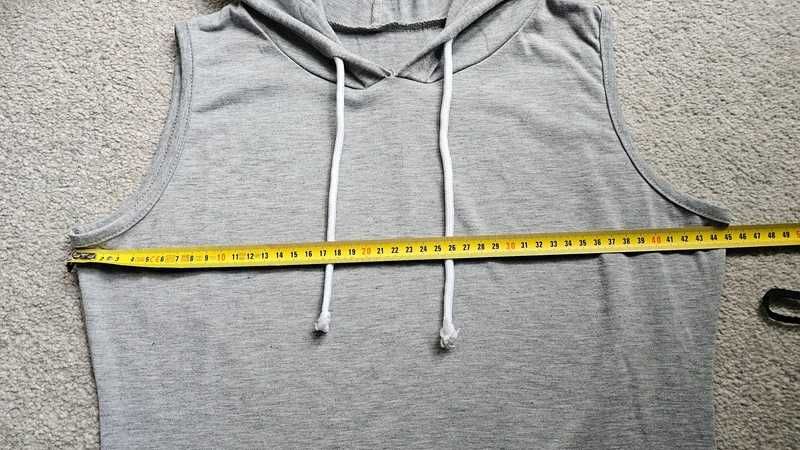 Szary bezrękawnik z kapturem S