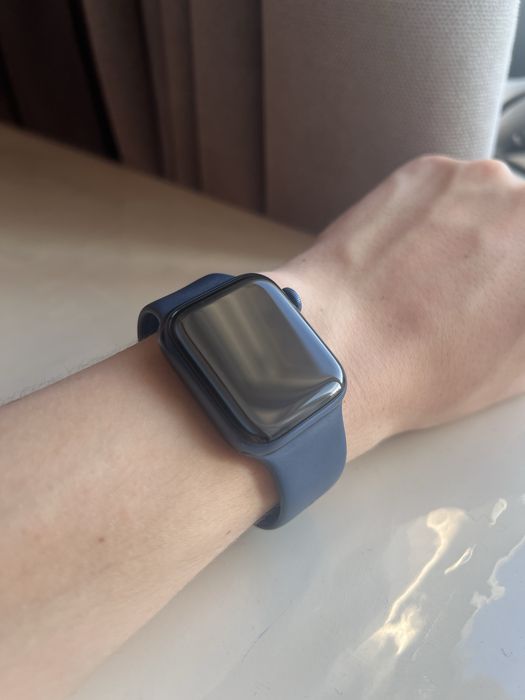 Apple Watch Series 6 40mm | Батарея 98%
