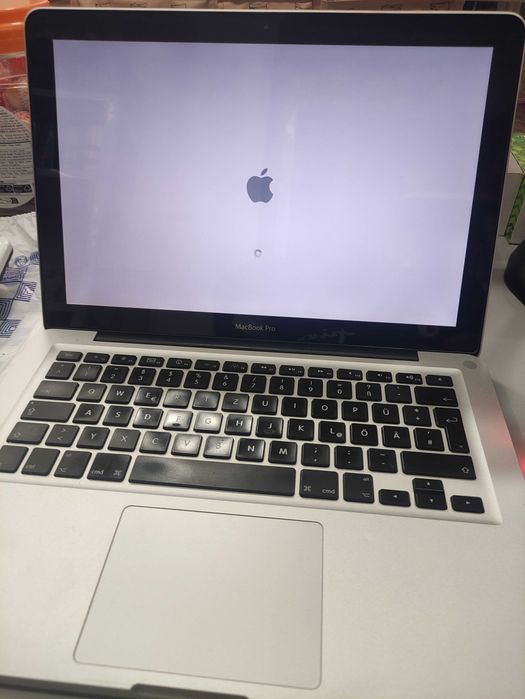 Apple MacBook Pro443226051986083841