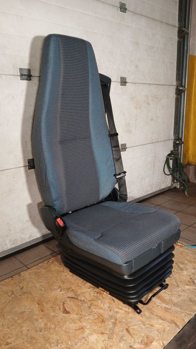 Fotel kierowcy Volvo FL | Renault Midlum, Gama D | Daf LF