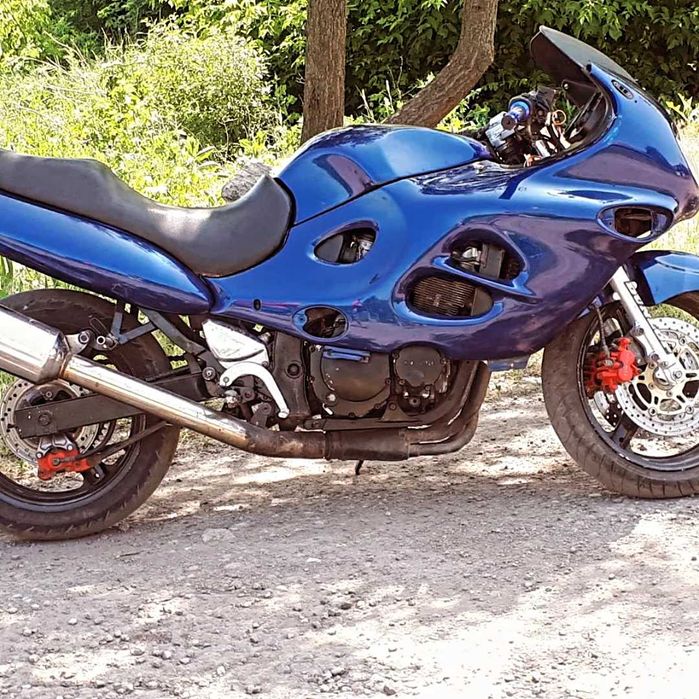 Suzuki katana 750