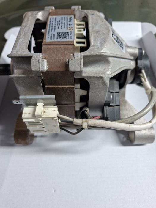 Двигун  Welling HXGP2L.64 W16003217001 для пральної машини