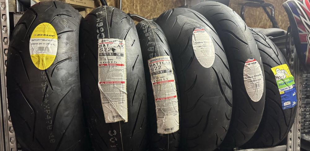Pneus mota Bridgestone s21 120/70-17 e o 180/55-17 novo
