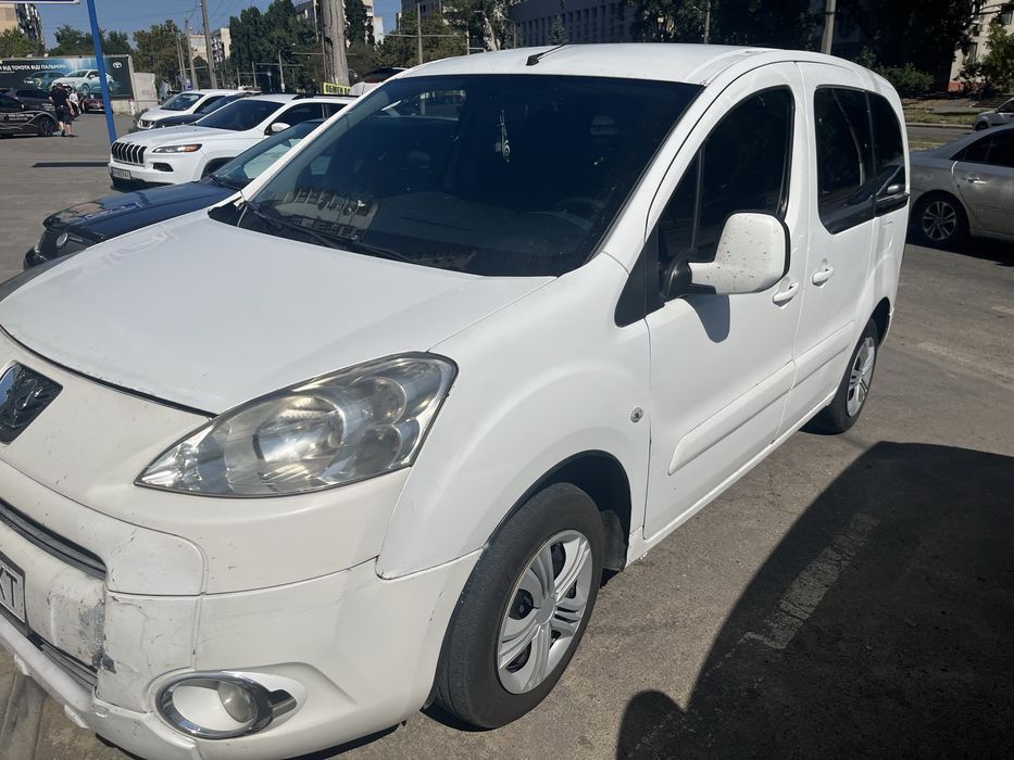 Продам Пежо партнер