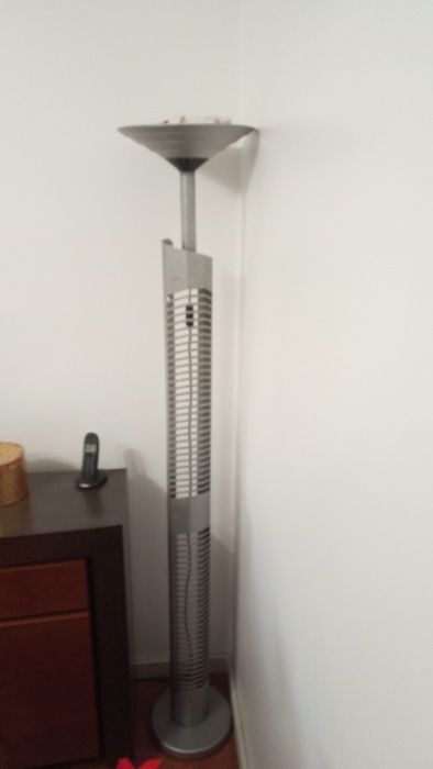 Candeeiro de Pé Alto