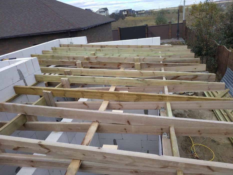 Будівельні роботи (строительные услуги)