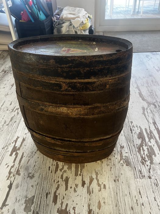 Barril / Pipo Oval Antigo em Madeira – Decoração Rústica / Adega