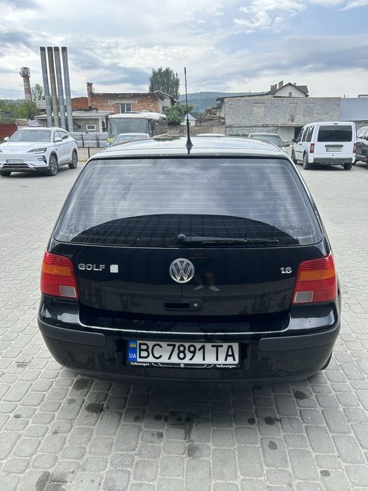 Volkswagen Golf 4 1.6 | 1999 рік | Газ