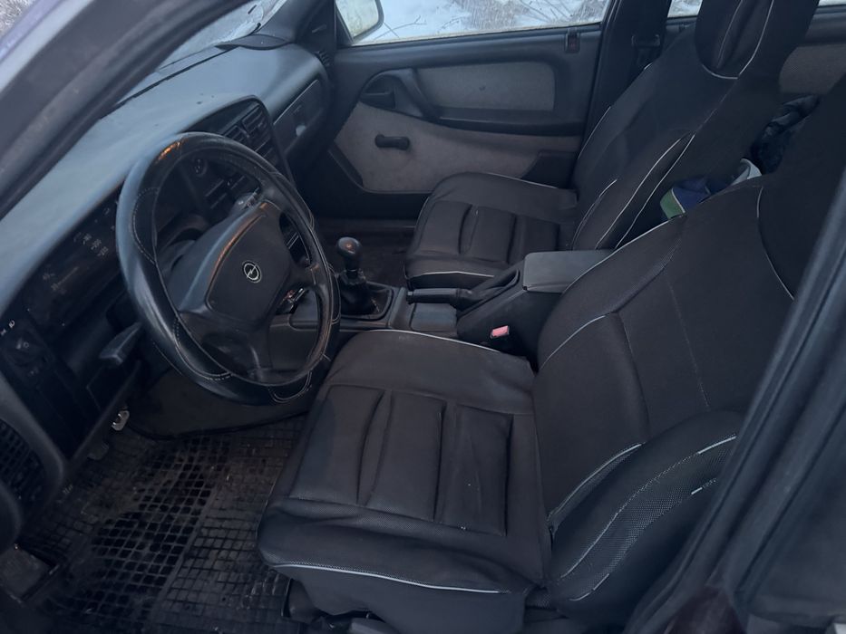 Продам машину Опель Омега А Ауди 80