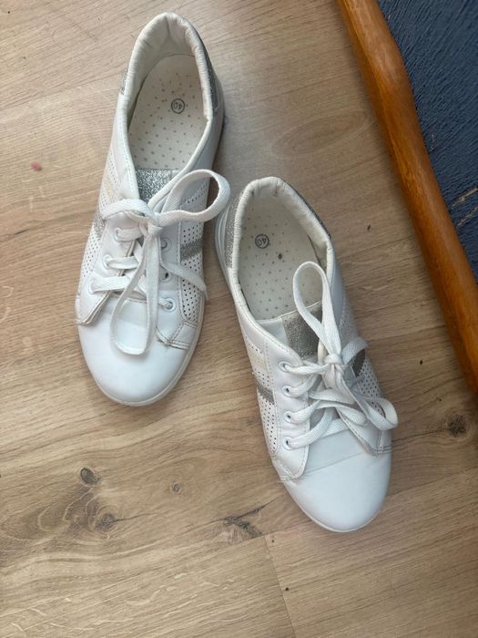 Buty sportowe rozmiar 40