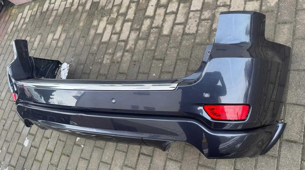 Zderzak tył tylny jeep grand cherokee wk2 pdc szary