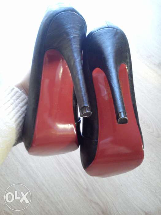 NOWE szpilki buty CZARNE skórzane CZERWONA podeszwa 38 ideal