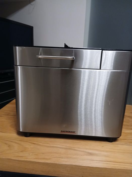 Niemiecki automat do chleba GASTROBACK