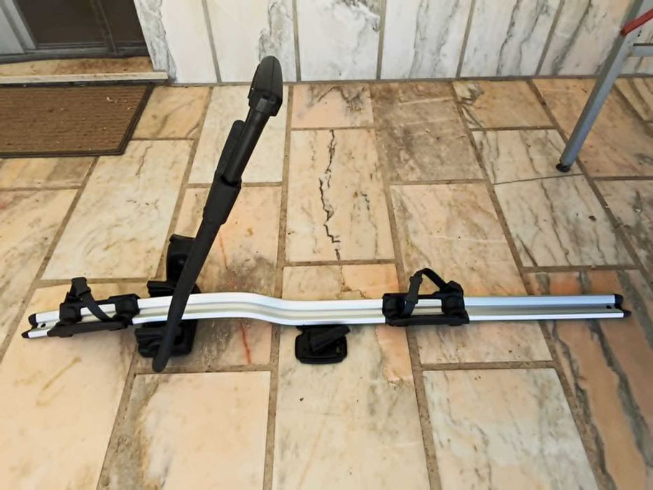 Porta-bicicletas Thule 2024