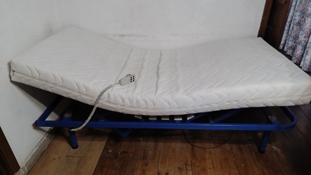 Cama articulada elétrica