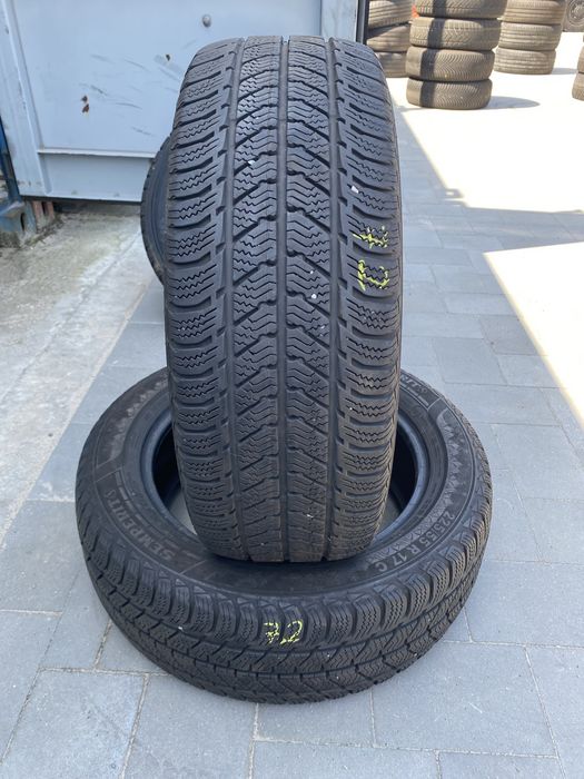 Opony zimowe Semperit Van-Grip 3 225/55 R17C 2szt. 2022r. 7,2mm