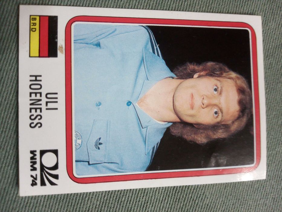 Cromo Panini World Cup Story de Uli Hoeness no Mundial 74 na Alemanha