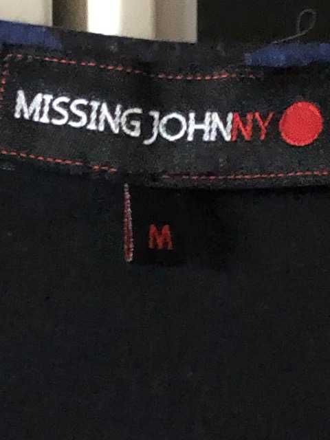 Vestido muito gracioso e original da marca Missing Johnny